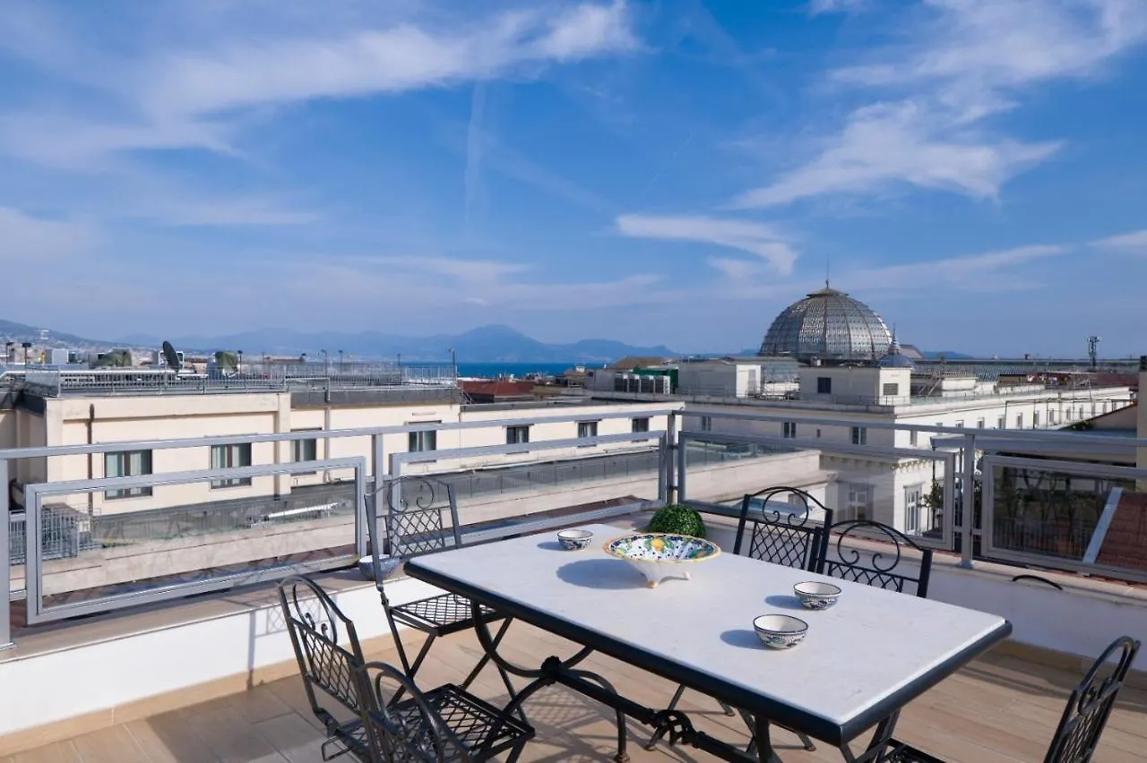Royal Boutique Napoli 호텔